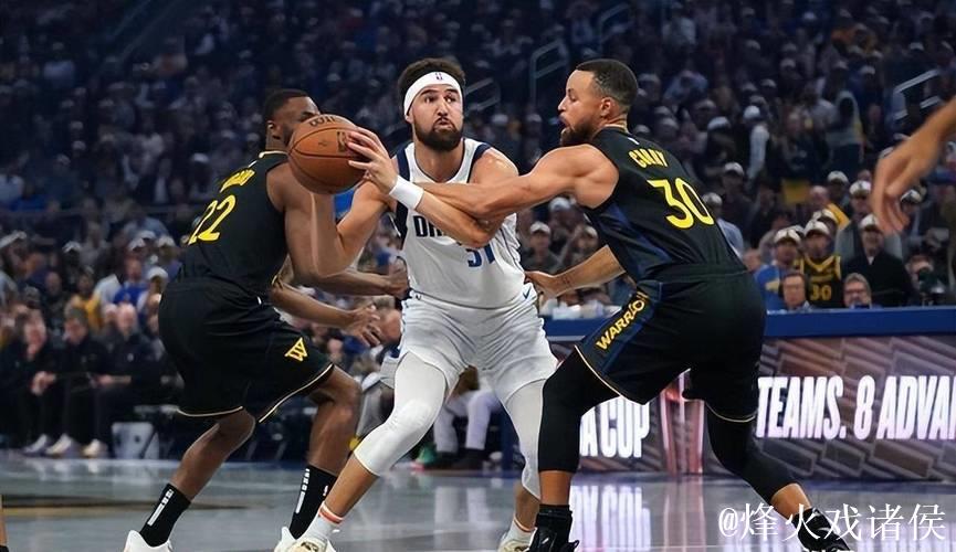 库里爆发砍下39分,汤普森对阵老东家贡献22分,勇士惊险击败独行侠 库里爆发砍下39分,汤普森对阵老东家贡献22分,勇士惊险击败独行侠