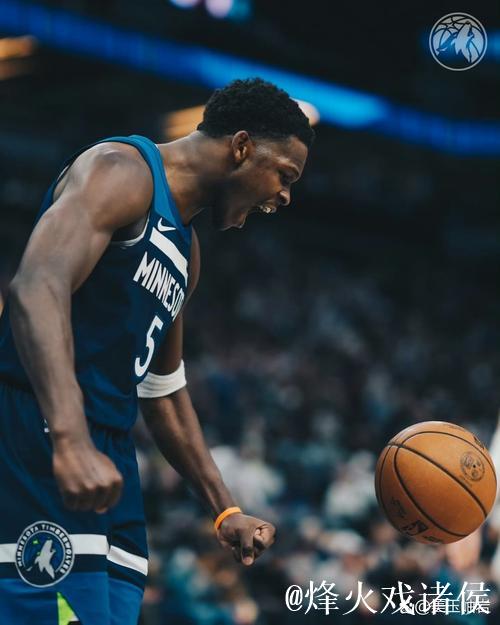 华子狂砍37分森林狼力克快船终结3连败 公牛翻盘马刺