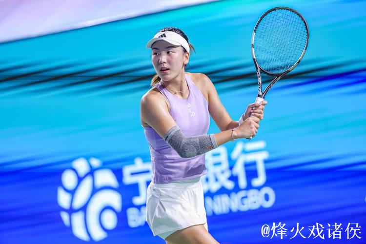 宁波网球公开赛：王欣瑜与郑赛赛联手晋级女双八强